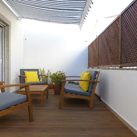 Palhas Apartment *